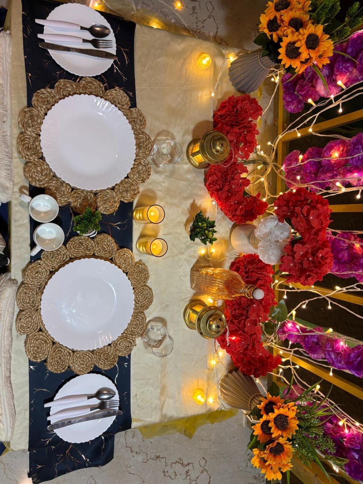 Sea Royal Rooms And Cafe Virar Bagian luar foto