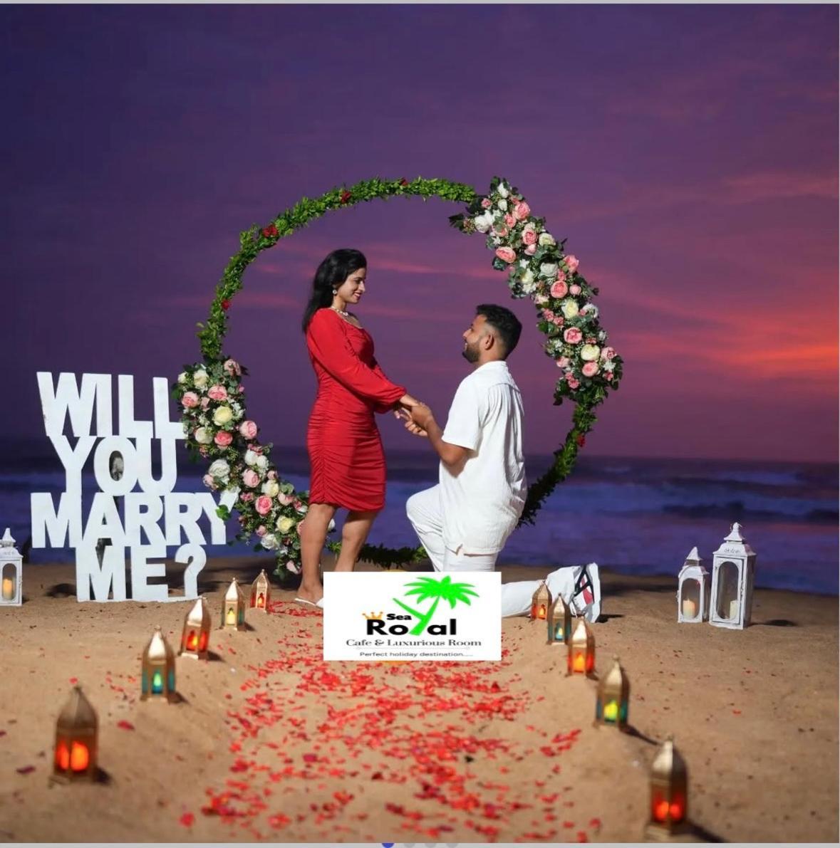 Sea Royal Rooms And Cafe Virar Bagian luar foto